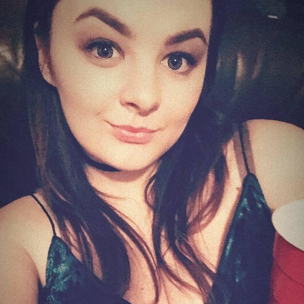 Meet your Posher, Magdalena